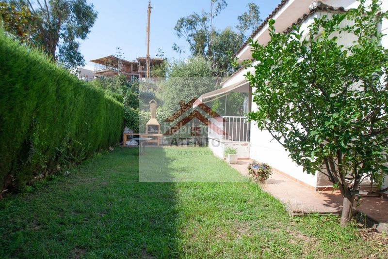 Foto bef662e4-c441-43f1-bd50-10c387e6e38b. Casa aparellada amb calefacció aparcament a Teià