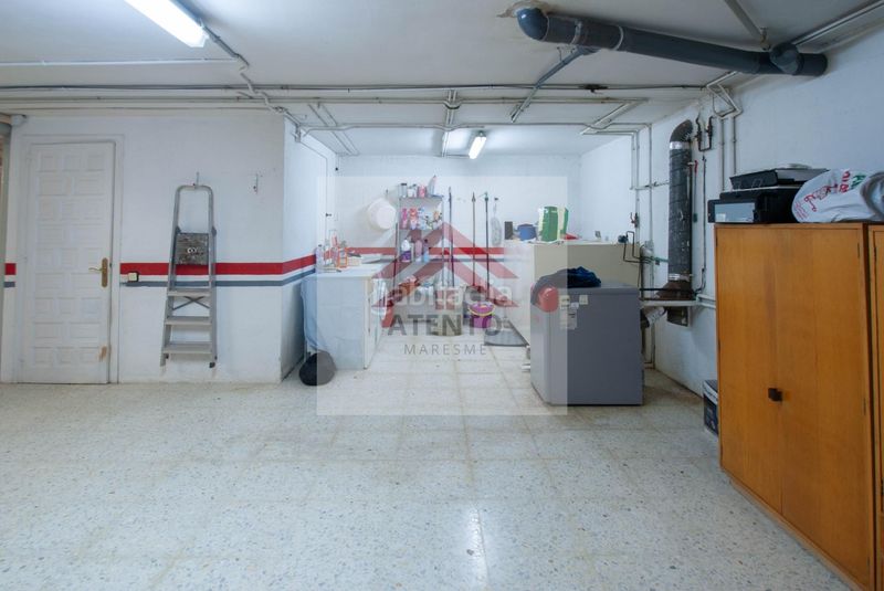 Foto e97a6d1b-8b6f-4cb5-a771-f7313cc5c389. Casa aparellada amb calefacció aparcament a Teià
