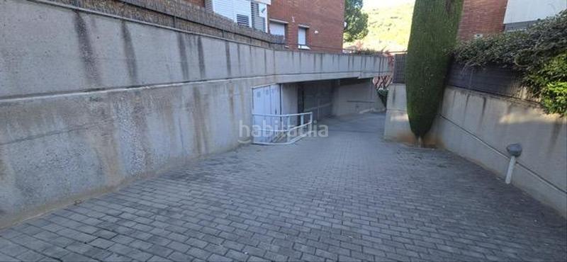 Foto 512e85c7-4896-4d70-9a3b-2387f4f904fb. Autoparkplatz in Teià