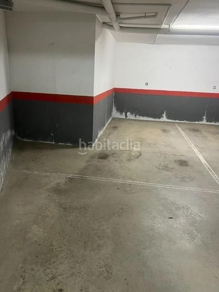 Foto c8681679-9780-4ac8-834d-2d693e79c1f4. Aparcament cotxe a Teià