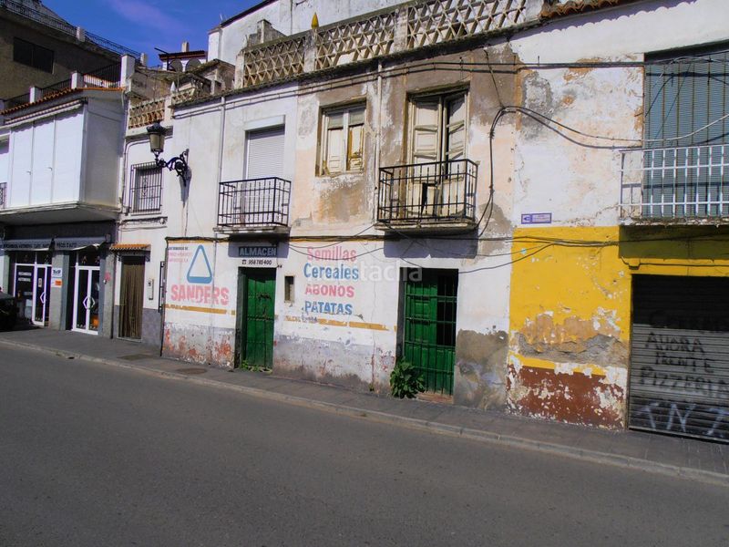 Foto 810336b1-09ed-4386-8dab-dd6d765aeaa6. Local comercial a Órgiva