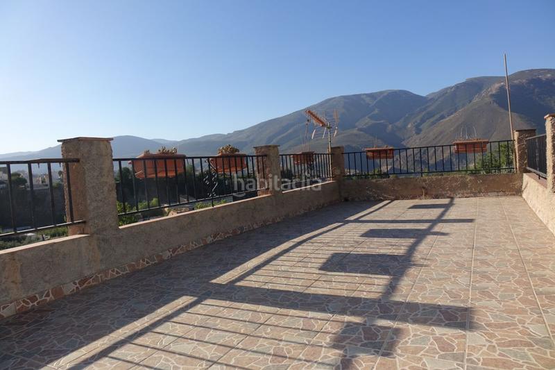 Foto 145e1fe1-9194-4c86-82c0-a1e5d9fcd887. Xalet amb aparcament a Órgiva