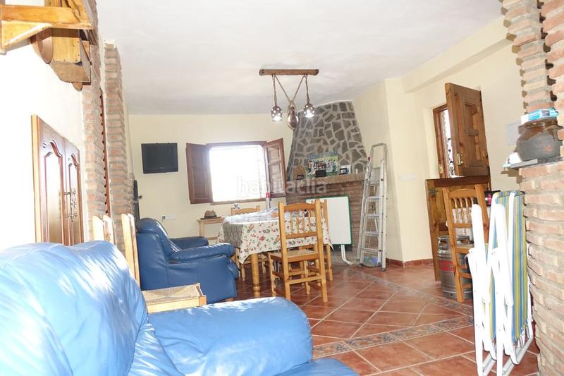 Foto 4d0b6453-3c64-4ea9-b010-60bca5cb60f3. Chalet  en venta en polígonos, 2 dormitorios. en Torvizcón