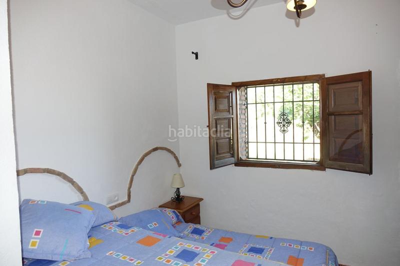 Foto a5c2aa85-2ca1-4d9b-8e92-7f79bd827957. Chalet  en venta en polígonos, 2 dormitorios. en Torvizcón