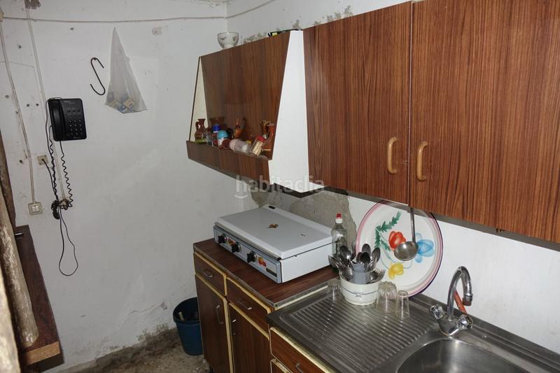 Foto 2cd6c711-79fc-45ee-bdd2-687d6fbd716a. Chalet  en venta en polígonos, 4 dormitorios. en Torvizcón