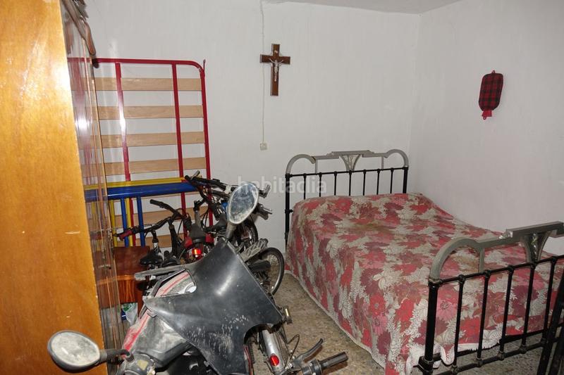 Foto 69860b86-51b6-4c66-9125-31b2e3ccfbfa. Chalet  en venta en polígonos, 4 dormitorios. en Torvizcón