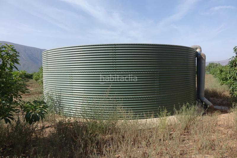 Foto 58714f48-10b5-480b-a530-c57c42300f57. Masía finca rúst. en venta en polígonos. en Órgiva