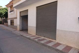 Lloguer Local Comercial a Órgiva. Local com. en alquiler en centro.