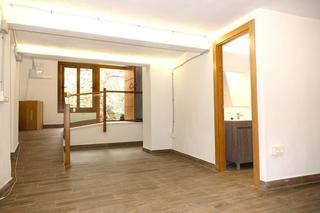Rent Business premise in Soportújar. Local com. en alquiler en centro.