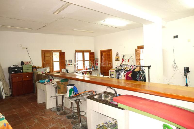 Foto a0669a08-e2db-48bd-b1d3-d591adc368fd. Local commercial dans Bubión