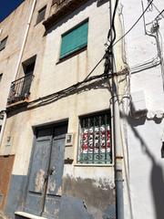 Casa a Órgiva. Casa en venta en centro, 4 dormitorios.