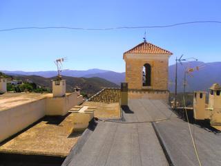 Casa a Soportújar. Casa en venta en centro, 3 dormitorios.