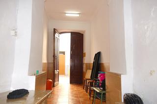 Casa a Vélez de Benaudalla. Casa en venta en centro, 4 dormitorios.