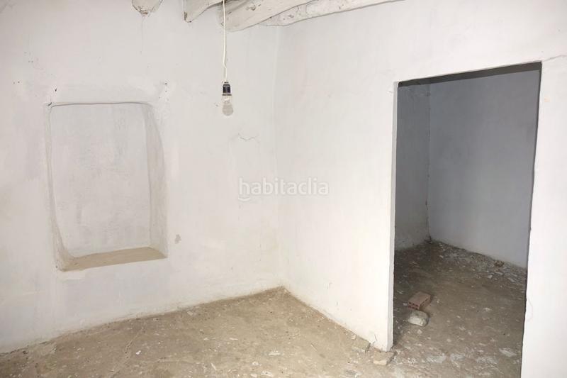 Foto 4e2f30fc-c947-4b70-9103-b56a0699b230. Casa  en venta en centro, 7 dormitorios. en Cáñar