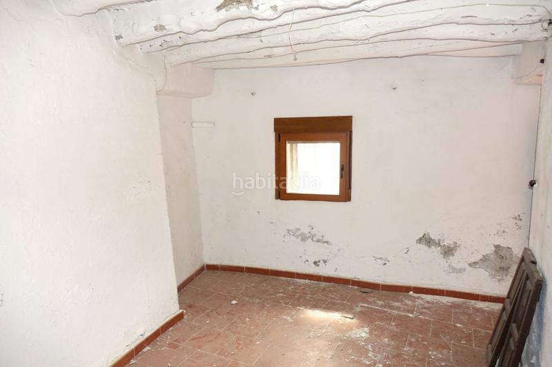 Foto b1736fa3-89c2-4dc0-9f4a-cd308b55f92f. Casa  en venta en centro, 7 dormitorios. en Cáñar