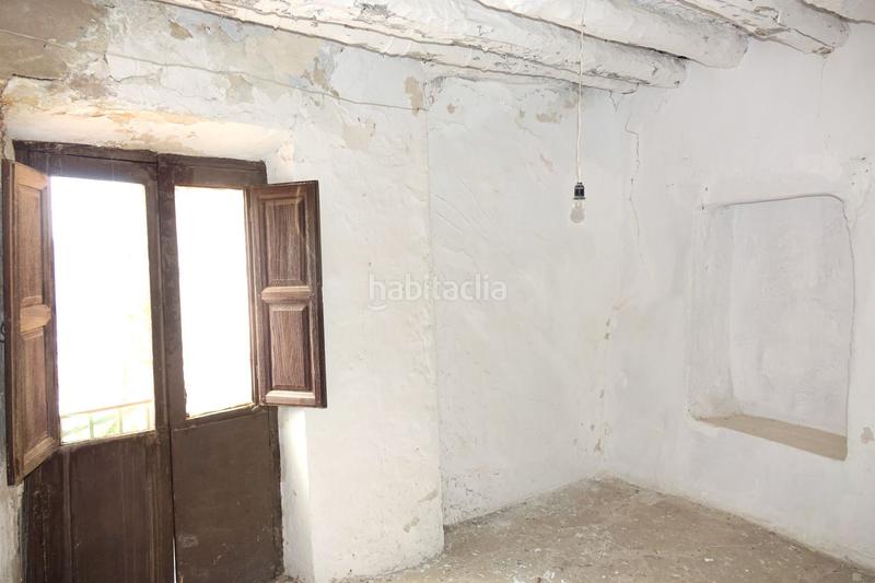 Foto f2f4c61c-4f0c-4489-90c6-0048cd8d0bcf. Casa  en venta en centro, 7 dormitorios. en Cáñar