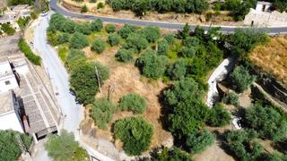 Bauernhof in Carataunas. Finca rúst. en venta en polígonos.