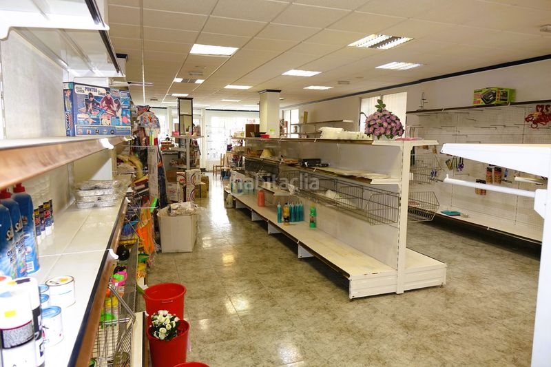 Foto e5b1e8cd-a6da-41e8-8d7d-2d8be8e1e9ed. Local comercial a Órgiva