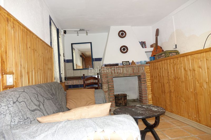 Foto 34d08d8c-c719-4061-9c65-ada44d21f441. Xalet amb aparcament a Órgiva