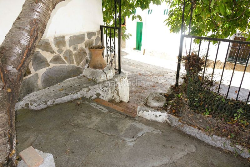 Foto 0a4ad31f-a0de-4114-8698-5de3d7a784a4. Casa amb aparcament a Taha (La)
