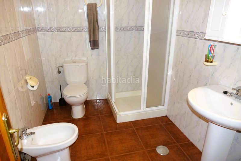 Foto cb6434a2-cadd-404f-8827-312b74d33d8f. Casa amb aparcament a Taha (La)