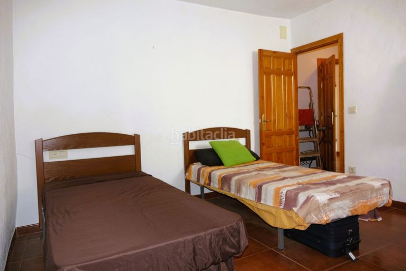 Foto f2ed62f7-9aae-4628-8cd8-061ad13837cf. Casa amb aparcament a Taha (La)