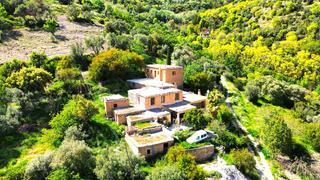 Xalet a Soportújar. Chalet en venta en carataunas, 2 dormitorios.