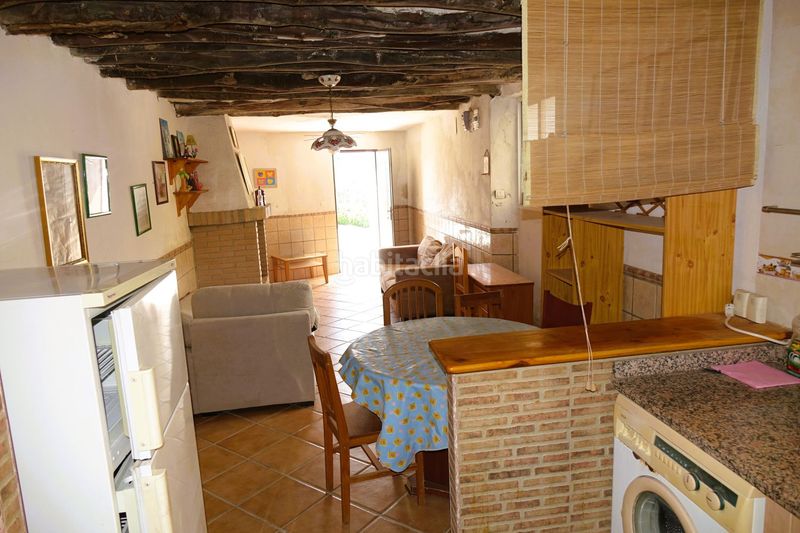 Foto 6cf6dbb0-5143-4fd6-a59d-044249552d3c. Casa amb aparcament a Órgiva