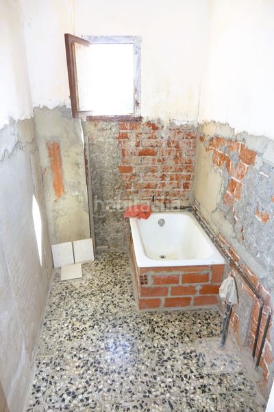 Foto c54fa2c1-e3fc-4bf8-a3d6-103e9bb9686b. Casa amb aparcament a Órgiva