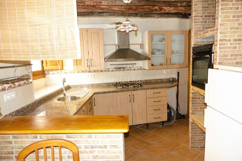 Foto efea187c-f015-4ab9-ad0b-a8682dda5718. Casa amb aparcament a Órgiva