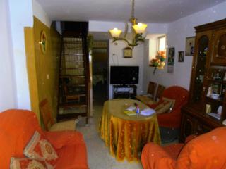 Casa a Órgiva. Casa en venta en centro, 4 dormitorios.