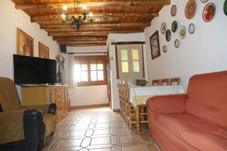 Casa a Órgiva. Casa en venta en centro, 4 dormitorios.