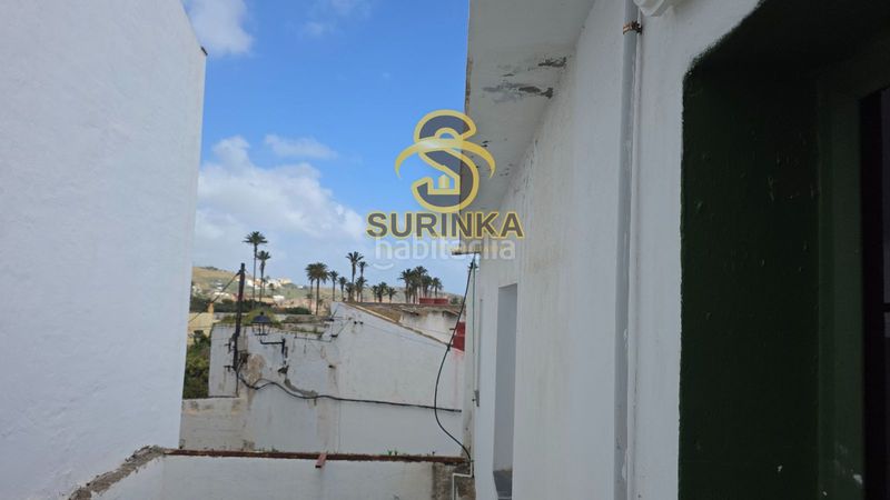 Foto 16bbf8a2-4c6f-41e2-9304-966f7a6335d1. Casa adossada amb aparcament a Jinamar Telde