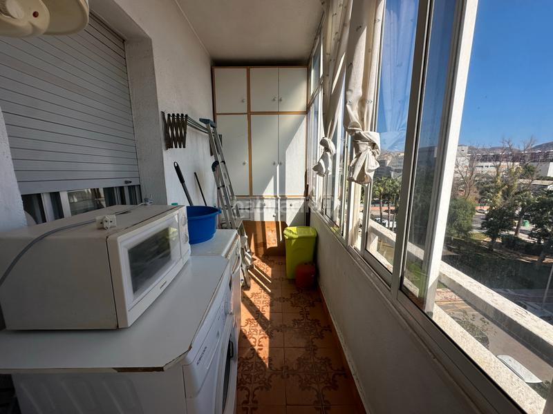 Foto 050191ce-ddcf-45e0-9507-f8ba4c429414. Flat in calle totana 3 in Ensanche Cartagena