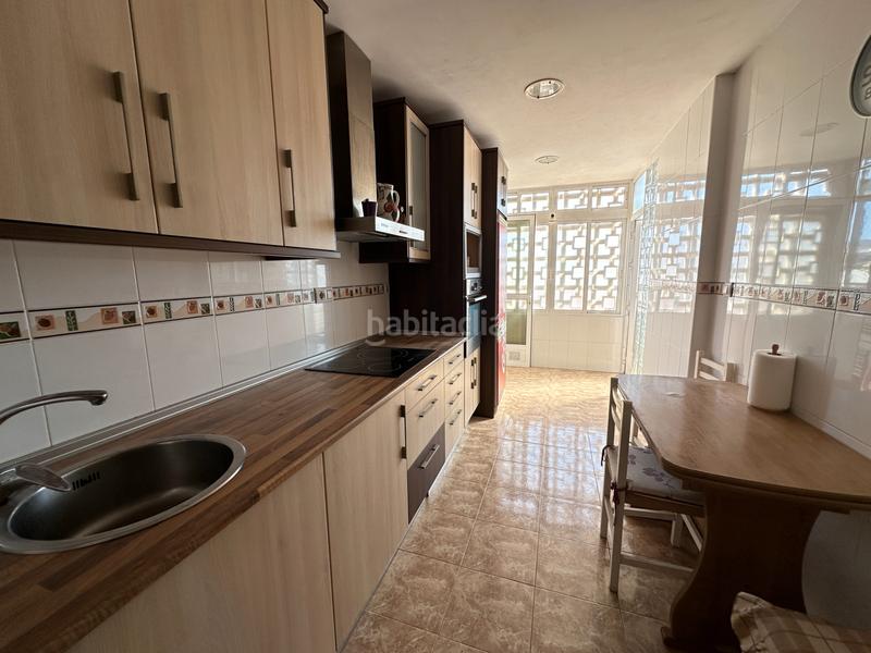 Foto 4c68edb8-716b-4aa2-be2a-1008d8347b5d. Flat in calle totana 3 in Ensanche Cartagena