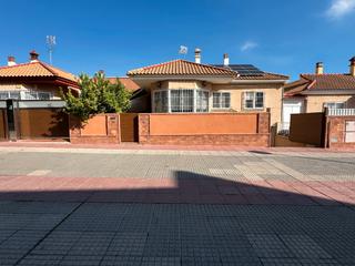 Chalet en Calle guinea ecuatorial 21. Planta baja  en la vaguada – cartagena