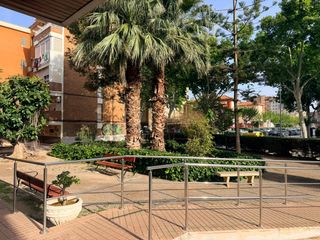 Pis  Avenida reina victoria eugenia 44. Vivienda totalmente reformada en reina victoria – luz, ubicación