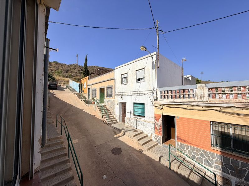 Foto 88c4dd7b-8b36-4971-8208-1c31d50a60be. Pis a calle sagitario 7 a Barrio de la Concepción Cartagena