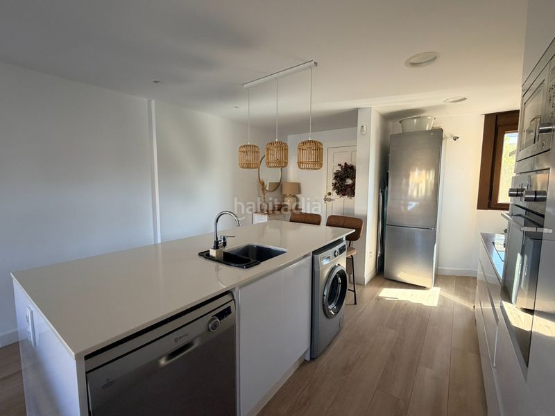 Foto f5c117a2-a94c-4c51-9ec6-fac5dd815506. Etagenwohnung in calle arco de los reyes 19 in Cabo de Palos Cartagena