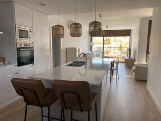 Rent Flat in Calle arco de los reyes 19. Alquiler del 1 al 10 de julio  2026 en cala flores
