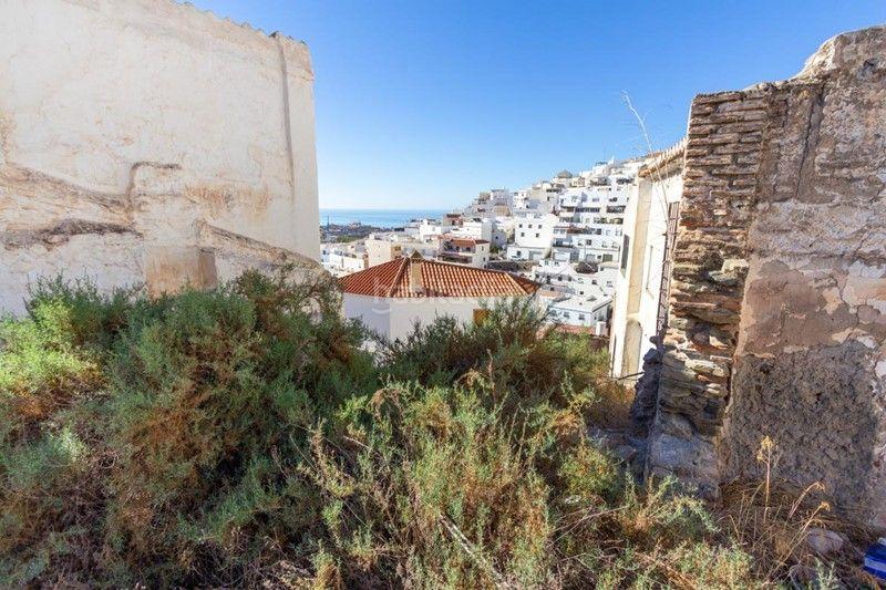 Foto f78778c7-b199-4725-bef1-ec3a9f1223d4. Wohngrundstück in calle horno nuevo 1 in Centro Salobreña