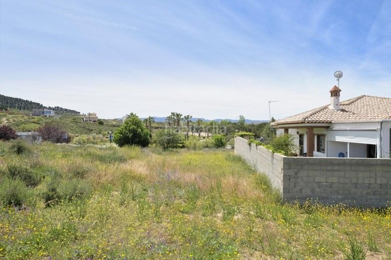 Foto 9b7780fd-3f06-451f-a73a-cbe07b20c391. Terreny residencial a calle jara 2 a Dílar