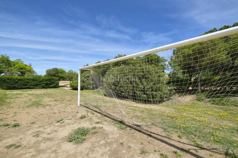 Foto a4faba65-816d-49c0-a372-77ae723556f0. Terreny residencial a calle jara 2 a Dílar
