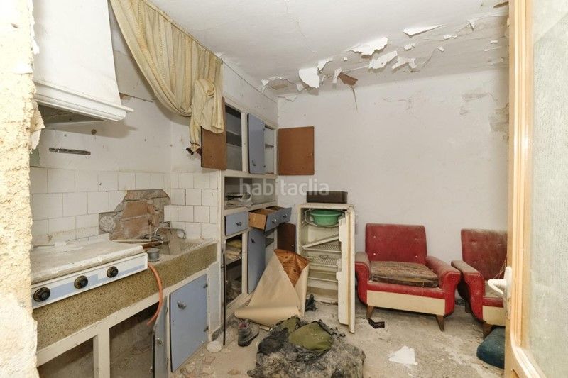 Foto 53e8dd6b-f72e-4785-ab04-bbf08d379b4a. Casa a calle angosta 7 a Padul