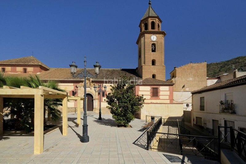 Foto a4c9a33f-6314-4871-acb3-22cd9cfaaba2. Casa a calle angosta 7 a Padul