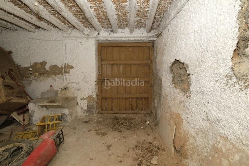 Foto a5f7006e-6545-4bb6-ae3f-112509e99e1a. Casa a calle angosta 7 a Padul