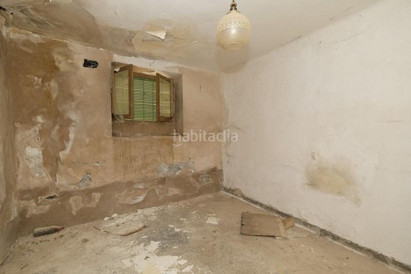 Foto d1ee3216-d47c-444d-b0de-b9f785adca93. Casa a calle angosta 7 a Padul