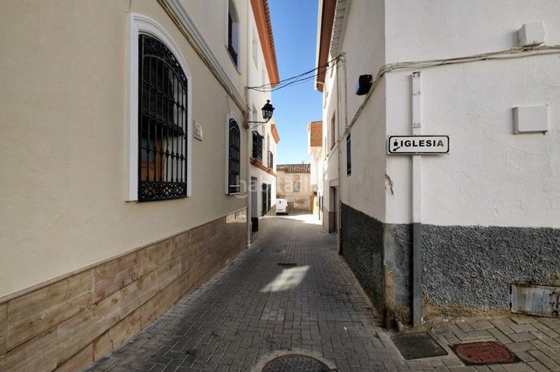 Foto de3ac752-c24a-40b2-8dca-e7bd09be159c. Casa a calle angosta 7 a Padul