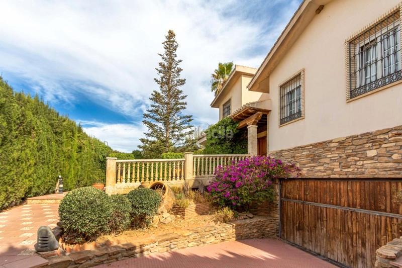 Foto b689139f-fdb7-4cc7-9f4d-5ffadc7975b2. Chalet avec chauffage parking piscine dans Padul