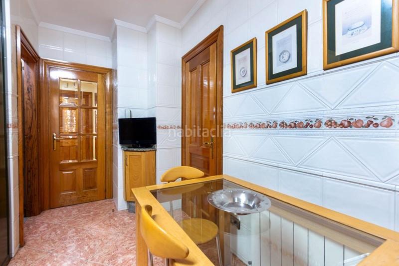 Foto fd864a34-881b-439b-adc4-10639eca069c. Chalet avec chauffage parking piscine dans Padul